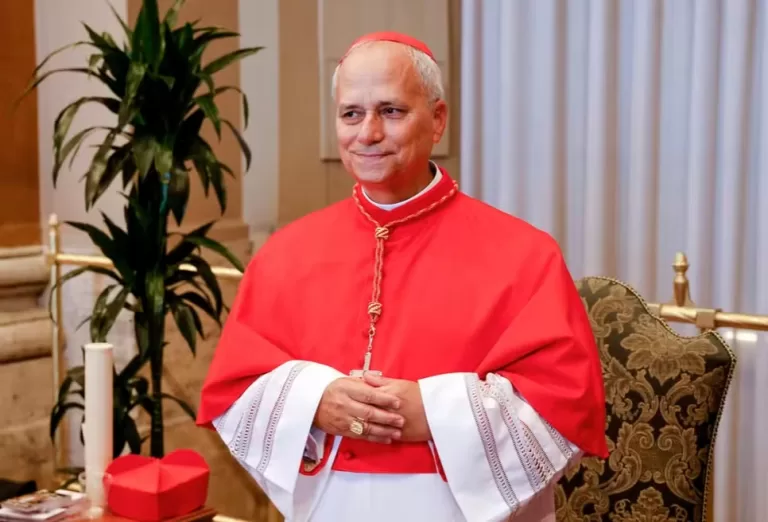 Robert Francis Prevost é o novo papa e se chamará Leão XIV