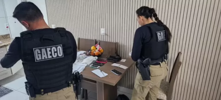 Bunker é encontrado durante operação que investiga PMs suspeitos de receber propina para facilitar contrabando