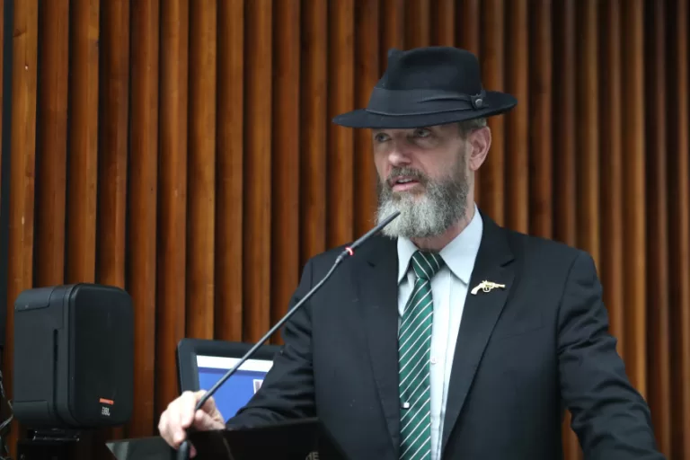 Projeto de lei prevê a criação de cadastro para monitorar saúde mental de profissionais da segurança no Paraná