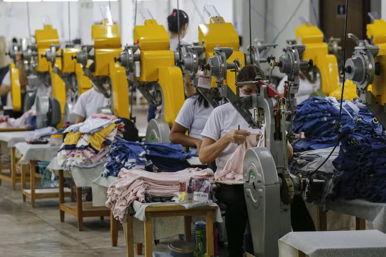 5º melhor do País: Paraná gerou 60,7 mil empregos de janeiro a março de 2025