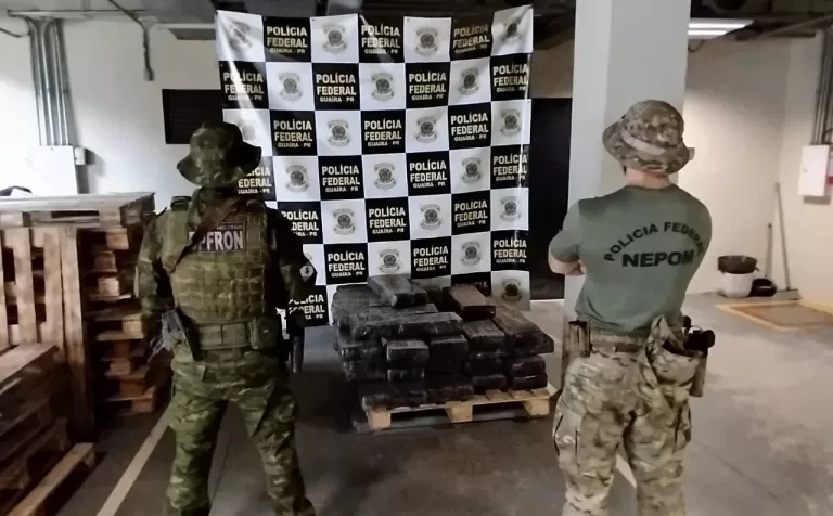 BPFron e PF apreendem mais de 400 quilos de maconha em Guaíra