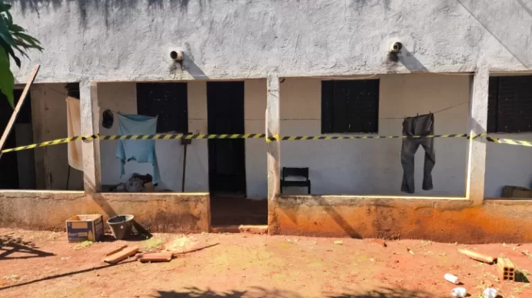 Homem é encontrado morto em avançado estado de decomposição