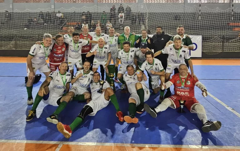 Quarteto rondonense conquista o Paranaense de Futsal Máster pelo Foz Futsal
