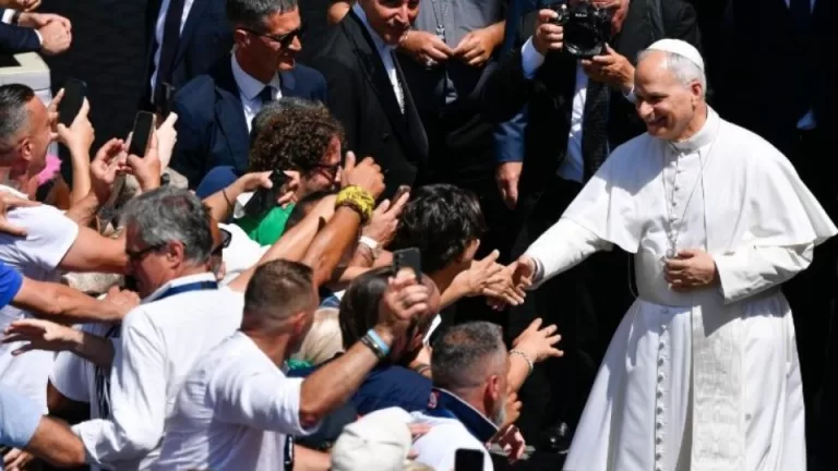 Papa Leão XIV convoca jovens a liderarem luta contra drogas: “A humanidade precisa de vocês”