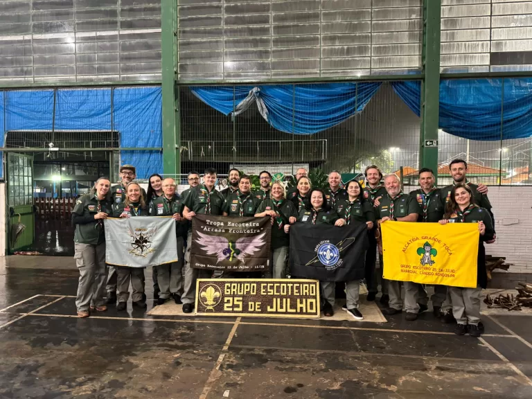 Jantar anual celebra 47 anos do Grupo Escoteiro 25 de Julho com casa cheia e espírito de união