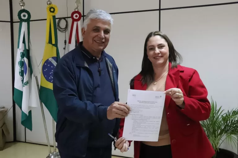 Termo de compromisso do Programa Compra Direta Paraná é assinado na prefeitura rondonense