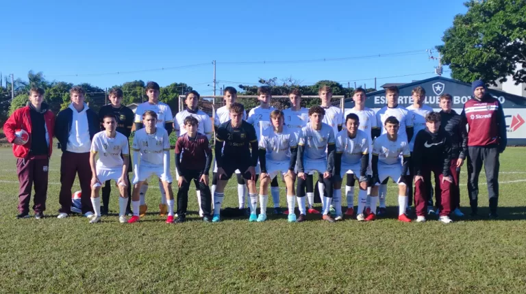 Fase Municipal dos JEP’S Bom de Bola começa com 17 gols