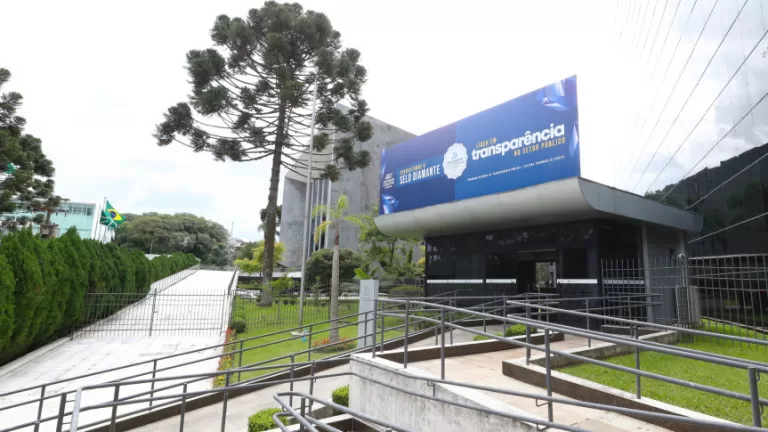 Assembleia nos Bairros e eventos voltados ao debate da saúde marcam a programação da Casa na próxima semana