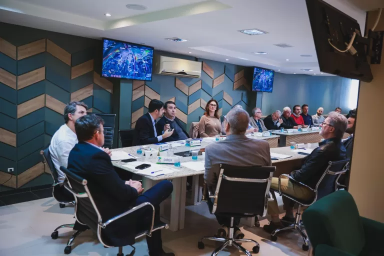 Vice do Conselho dos Lindeiros expõe preocupação sobre demarcações indígenas em reunião