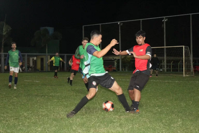 Champions League de Futebol Suíço da AACC conhece dois primeiros semifinalistas