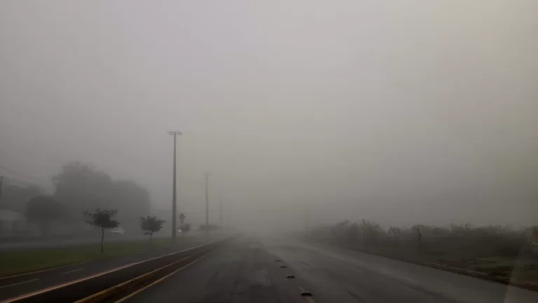 Neblina e sensação térmica de 9°C marcam início da manhã de terça-feira em Marechal Rondon