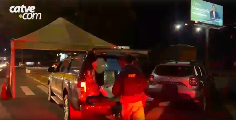 PRF e Denarc apreendem mais de uma tonelada de maconha em caminhão na BR-277