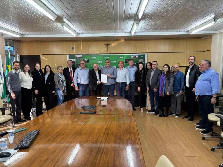 Cooperativas de Toledo apresentam projeto de construção de um monumento