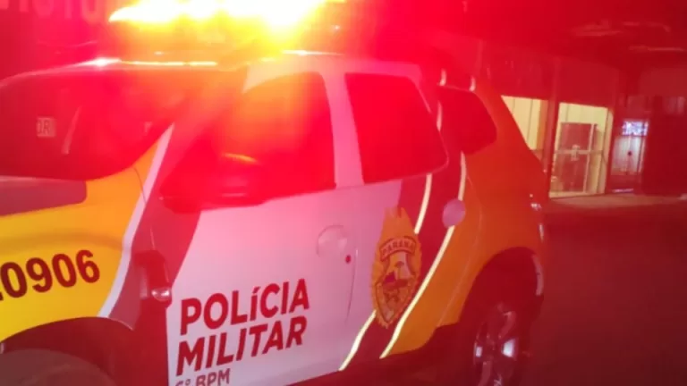 Homens armados rendem e roubam passageiros de ônibus em rodovia do Oeste do Paraná