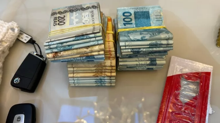 Polícia Federal mira esquema milionário de “Gatonet” com sede em Curitiba