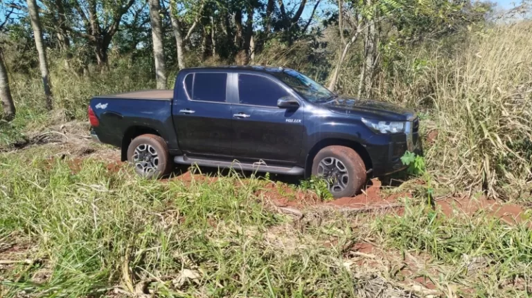 Hilux furtada em Toledo é localizada no interior de Guaíra