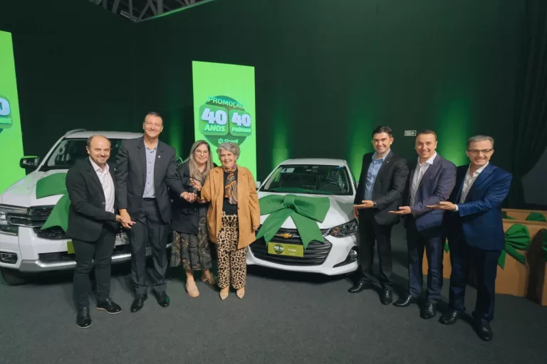 Sicredi Aliança celebra 40 anos com festa e entrega de prêmios aos associados