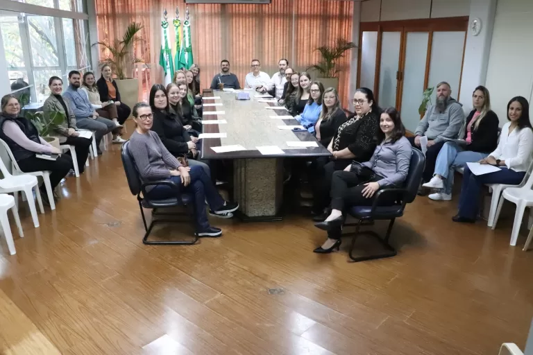 Servidores concursados são empossados nesta segunda-feira na prefeitura Marechal Rondon