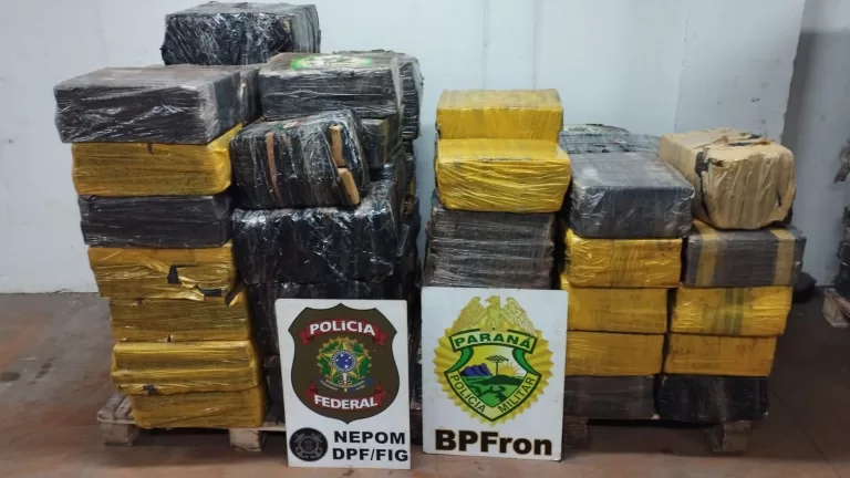 Carga de maconha avaliada em R$ 2,5 milhões é apreendida no interior de Santa Helena