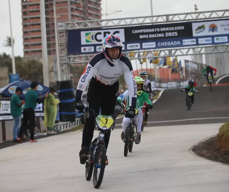 Mercedense conquista bronze no Brasileiro de BMX e parte para o Mundial na Dinamarca