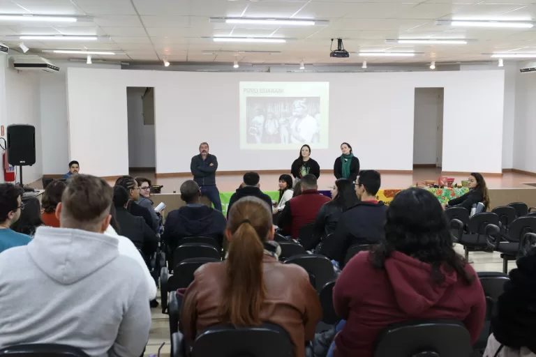 Itaipu participa de encontro formativo para assistentes sociais de Guaíra e Terra Roxa