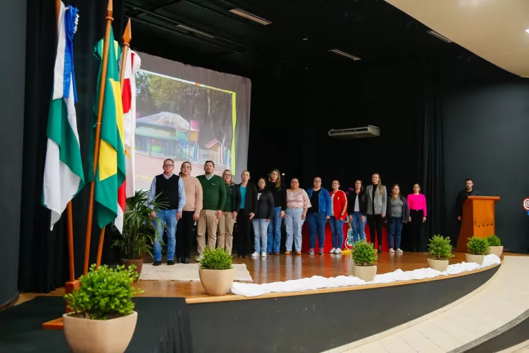 Educação de Mercedes valoriza talentos e entrega premiação do Concurso de Desenho, Frases e Redação