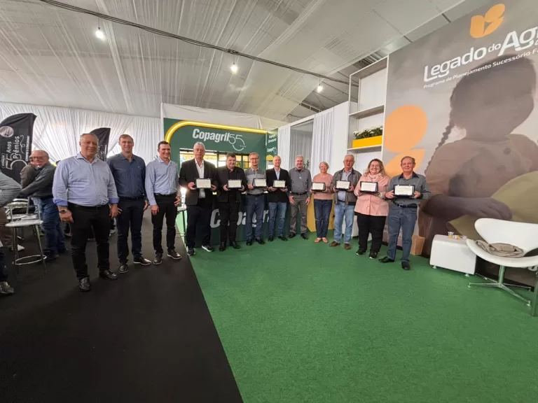 Copagril realiza homenagens e lançamento de novo logotipo para celebrar 55 anos de história