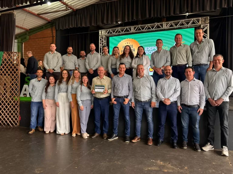 Copagril recebe Prêmio Destaque Especial pelo Programa Créditos de Carbono durante cerimônia do Produtor Destaque 2025