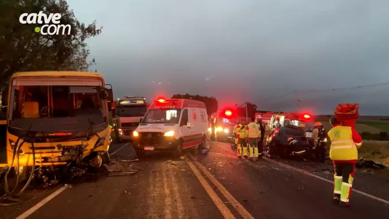 Três pessoas morrem em acidente na BR-369 em Corbélia