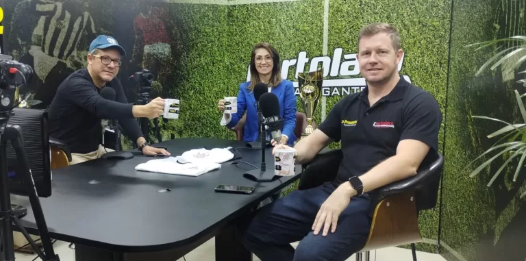 Acompanhe Cartolaço no O Presente