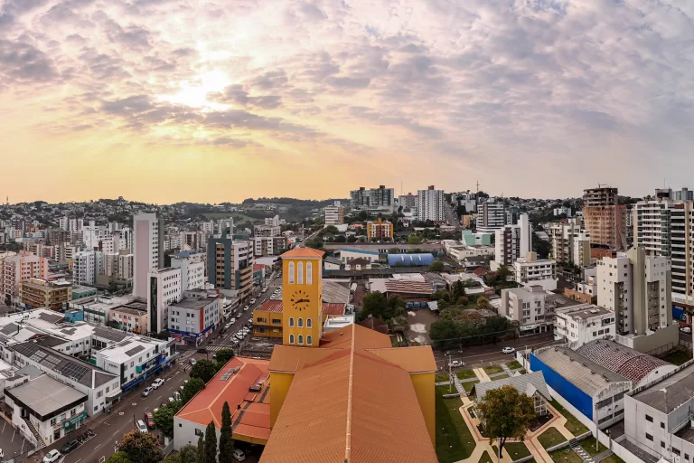 Perto do fim, pesquisa do perfil socioeconômico dos paranaenses chega a 81 cidades