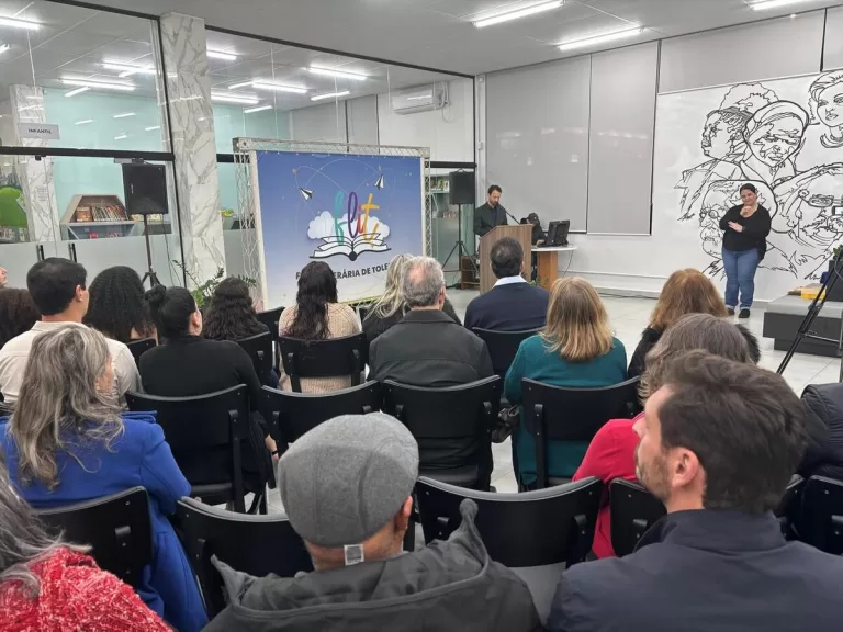 Cultura premia vencedores dos concursos Edy Braun e Paulo Leminski