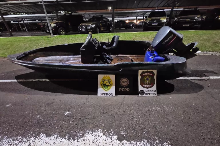 Forças de segurança apreendem em Santa Helena 1,3 tonelada de maconha em lancha vinda do Paraguai