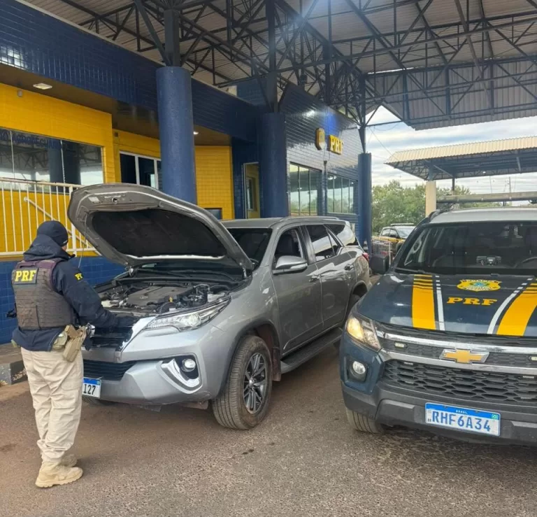 PRF recupera Hilux furtada após perseguição e fuga em Guaíra