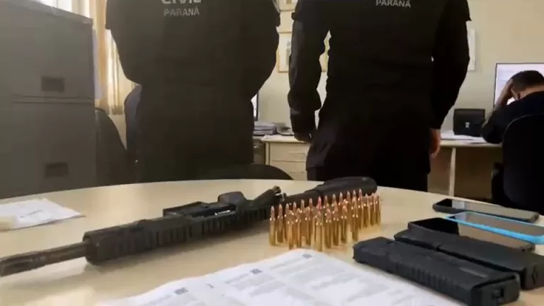 Procurado pela Interpol é preso com fuzil e drogas em Foz do Iguaçu