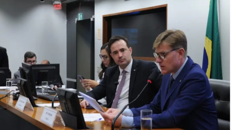 Comissão aprova relatório que aponta atuação hesitante da Anac sobre a Voepass