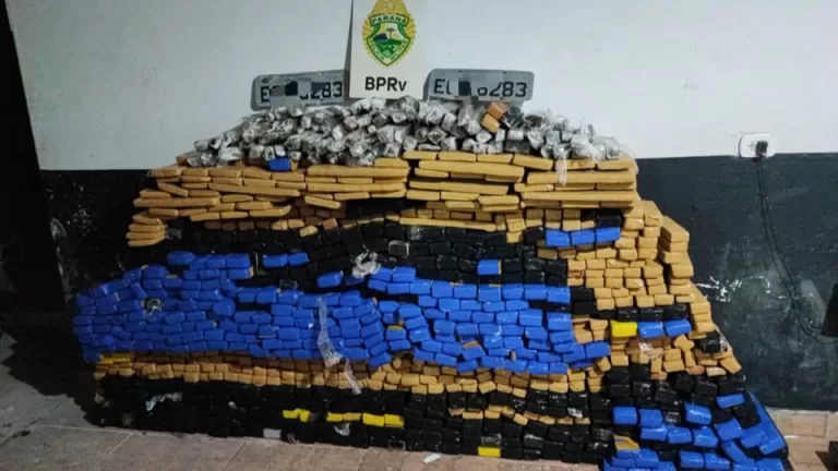 Casal é preso com 660 quilos de maconha após perseguição