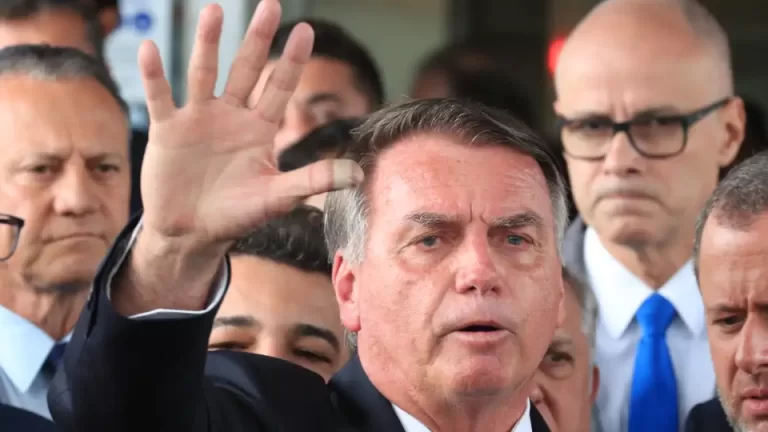 Julgamento de Bolsonaro começa na terça e terá oito sessões