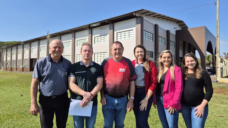 Centro de Eventos de Quatro Pontes é revitalizado e recebe melhorias estruturais