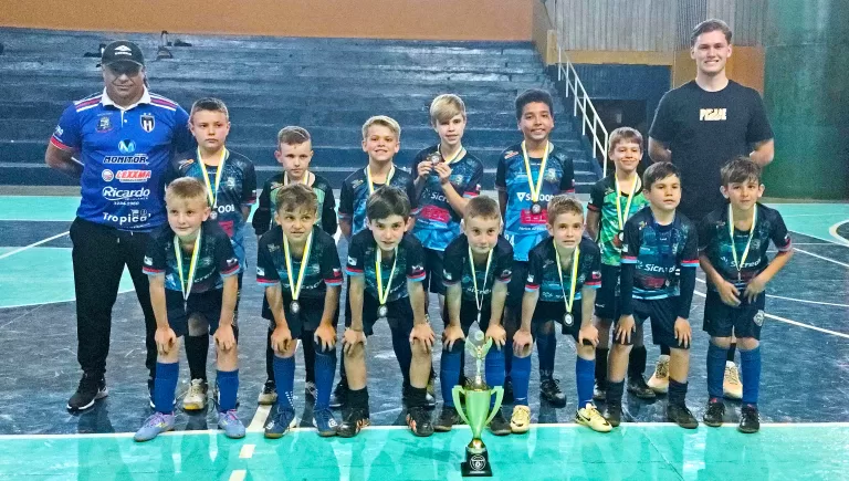 Escolinha de Futsal de Quatro Pontes é campeã invicta na categoria Sub-8 do 1º Festival EFPB