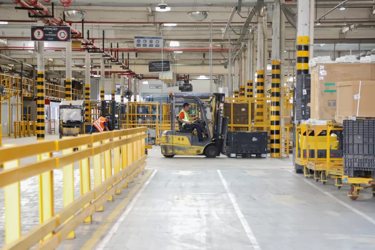 De vendedor a motorista: agosto começa com 20,8 mil vagas nas Agências do Trabalhador