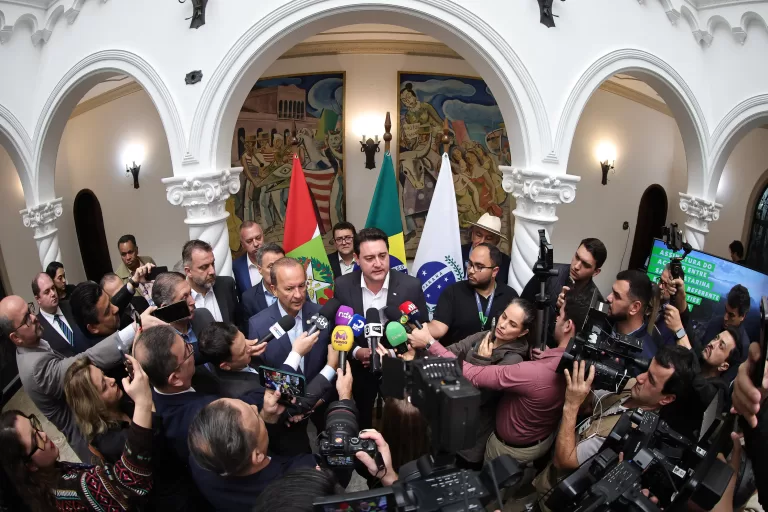 Paraná e Santa Catarina selam acordo que acaba com disputa judicial de mais de 30 anos