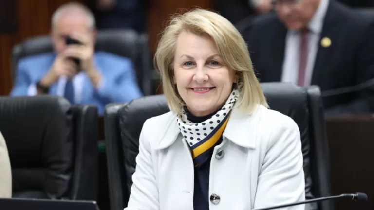 Deputada Márcia Huçulak apresenta projeto de lei para reforçar proteção contra violência a crianças e adolescentes