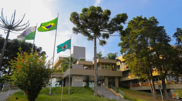 Prefeitos e vices são cassados e três cidades do Paraná terão novas eleições