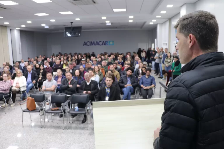 População aprova projeto de revitalização da Avenida Maripá durante audiência pública