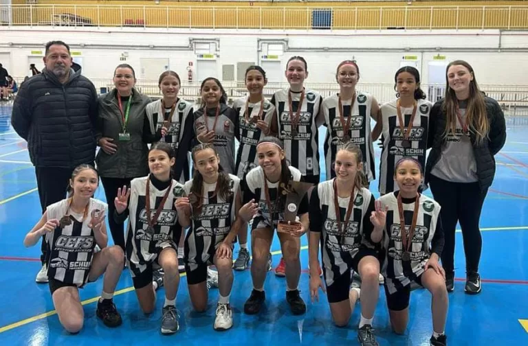 Feminino B do Frentino Sackser conquista o bronze nos Jogos Escolares do Paraná