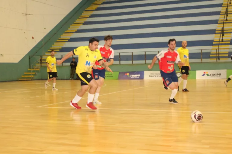 Definidos os finalistas da Chaves Prata e Ouro do Municipal de Futsal Masculino