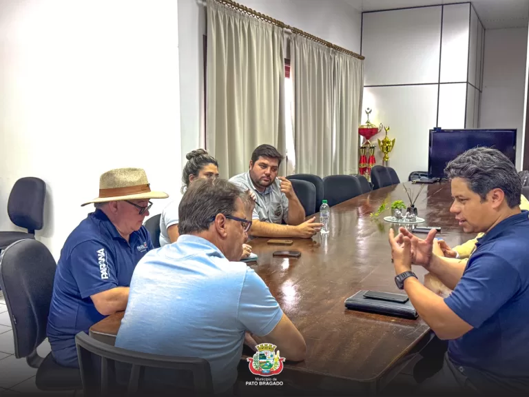 Pato Bragado realiza reunião estratégica para fortalecer o turismo