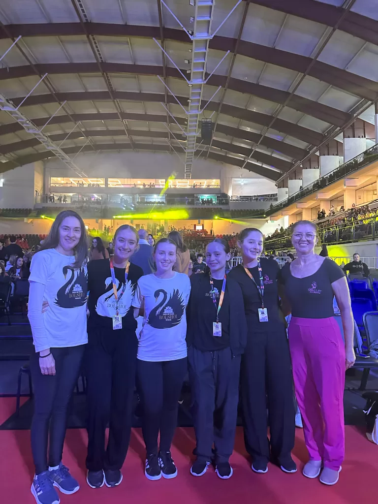 Bailarinas do Ballet Rui Barbosa participam do 42º Festival de Dança de Joinville