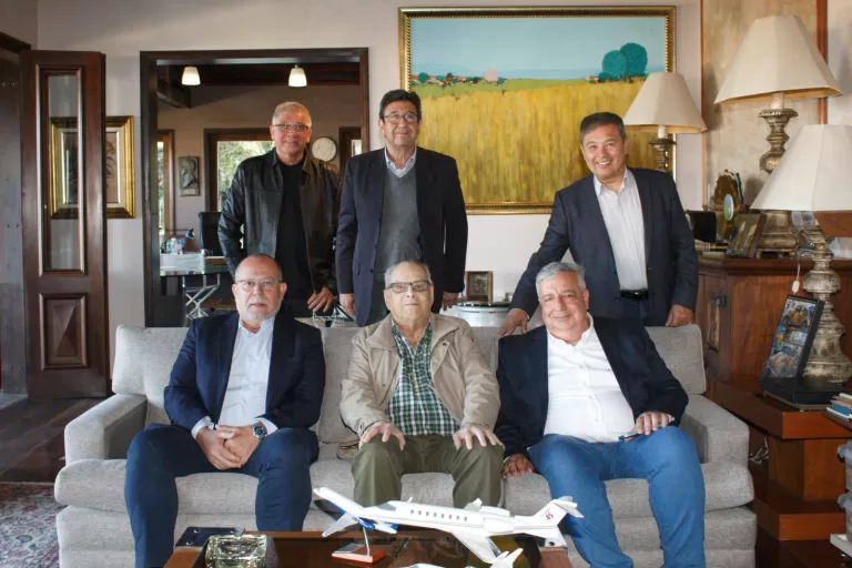 ADI e Sindejor debatem sobre perspetivas da imprensa regional em reunião com Paulo Pimentel